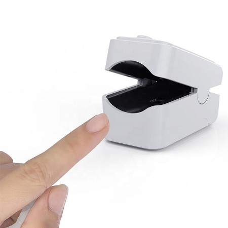 Globus ym201 finger oximeter with oled display and perfusion index