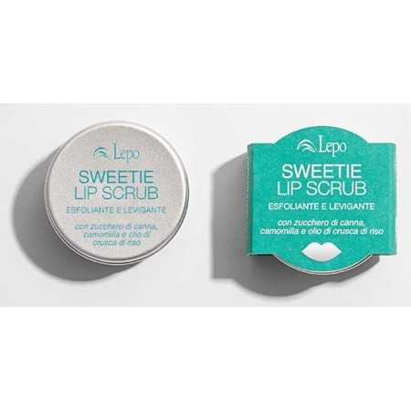 SWEETIE LIP SCRUB cu trestie de zahar, musetel si ulei de tarate de orez - 15 ml