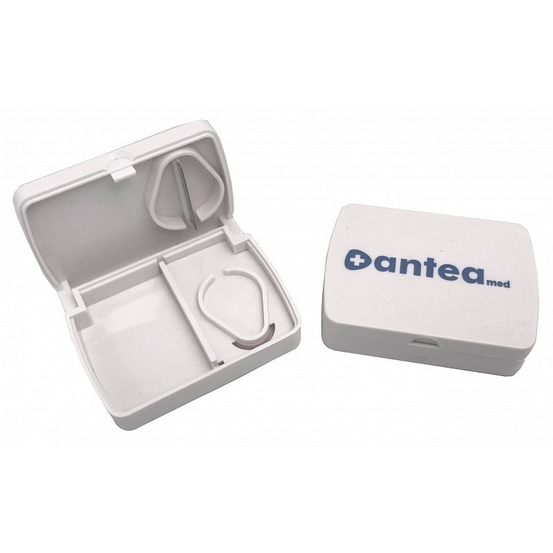 Pillbox anteamed vit pillerskärare