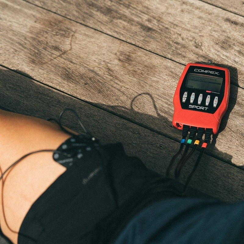 Electrostimulator to improve performance compex sport
