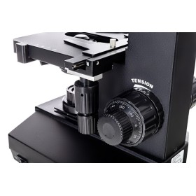 Microscope trinoculaire biologique levenhuk 870t