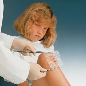 Grassolind medicazione in cotone con pomata grassa 10 x 10 cm - 50 pz.