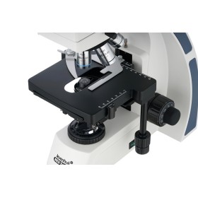 Microscopio trinoculare digitale levenhuk med d40t lcd