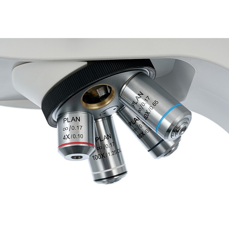 Microscopio trinoculare digitale levenhuk med d40t