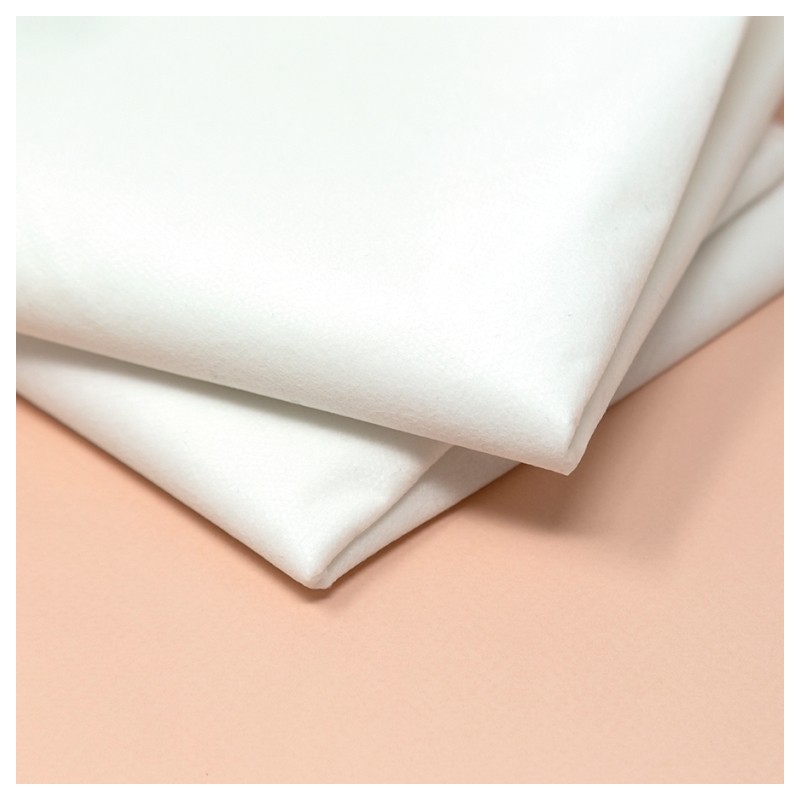 Bela tnt rjuha za enkratno uporabo 240 x 140 - 10 kosov.